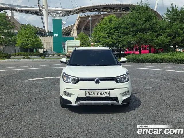 SsangYong TIBOLI 2016 1.6 автомат (гидро), миниатюра 1