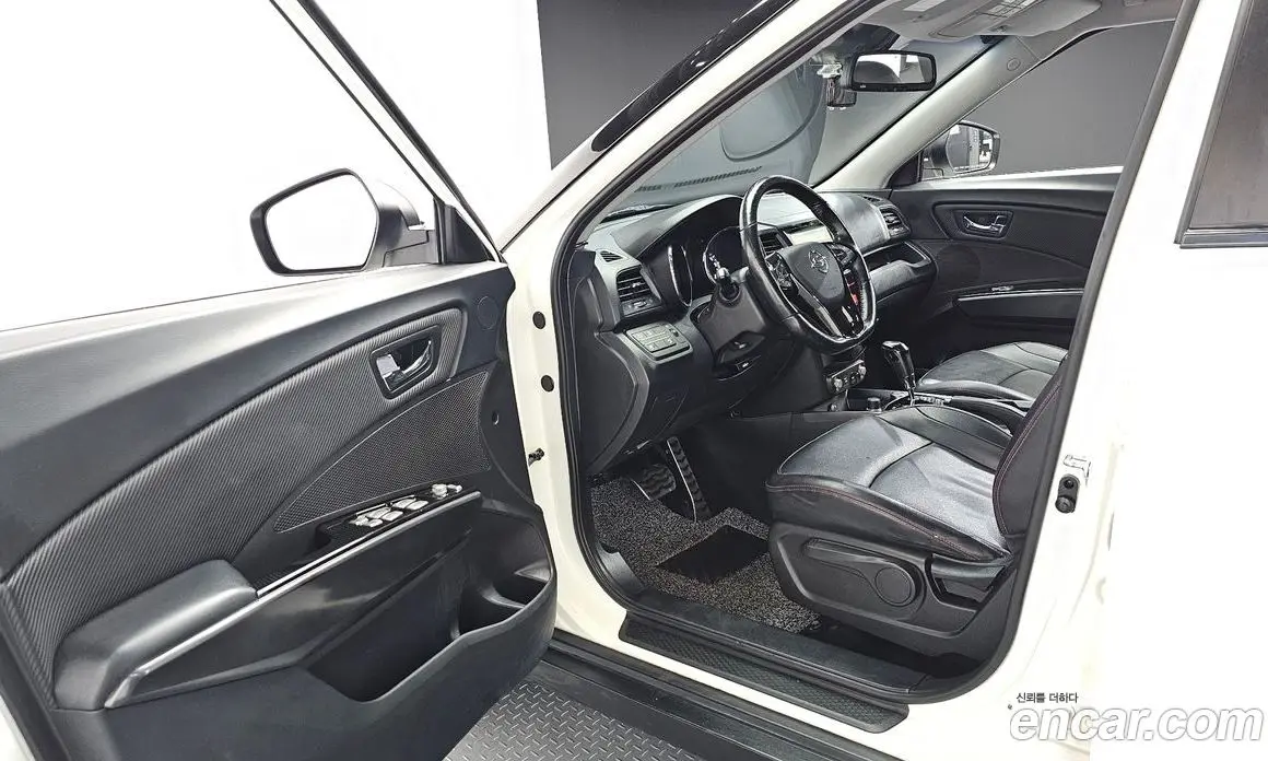 SsangYong TIBOLI 2016 1.6 автомат (гидро), фото 13