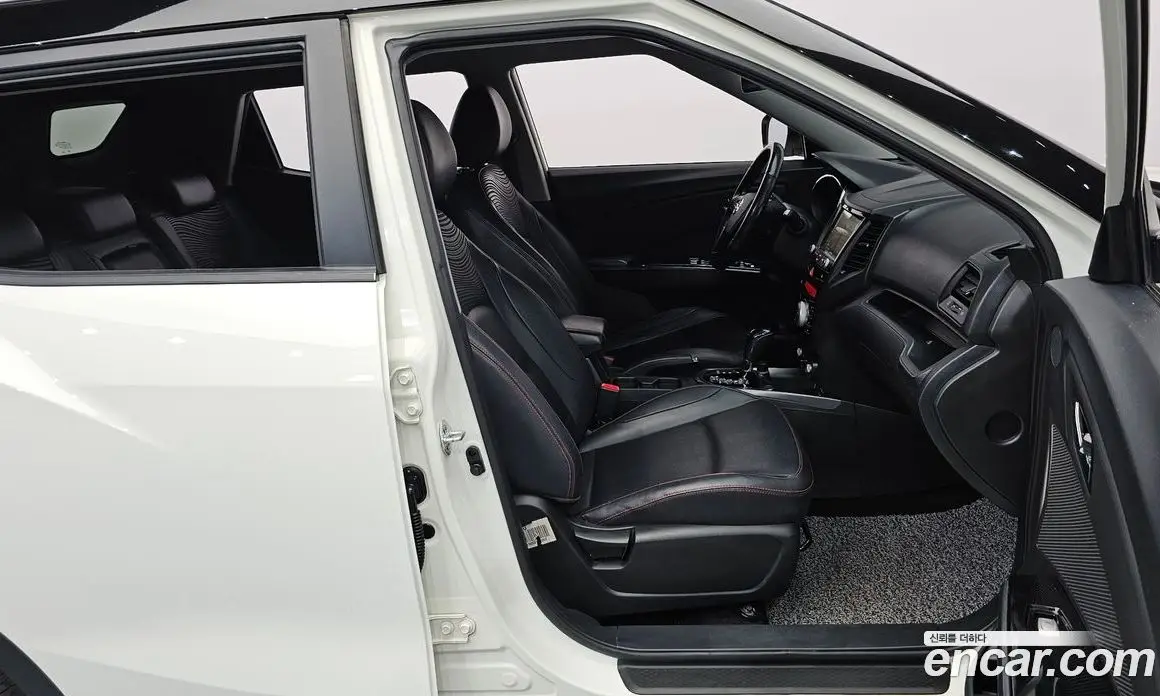 SsangYong TIBOLI 2016 1.6 автомат (гидро), фото 16