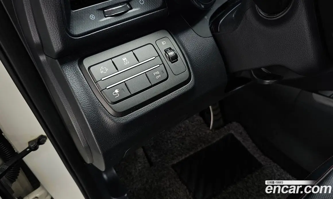SsangYong TIBOLI 2016 1.6 автомат (гидро), фото 26