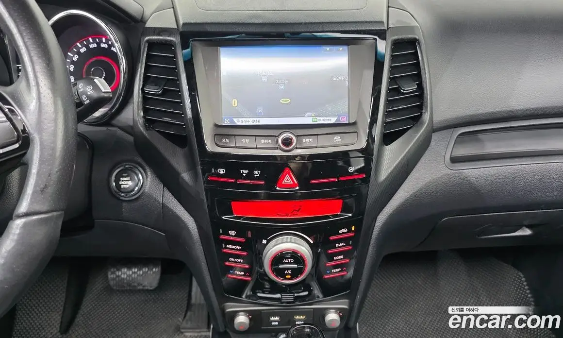 SsangYong TIBOLI 2016 1.6 автомат (гидро), фото 14