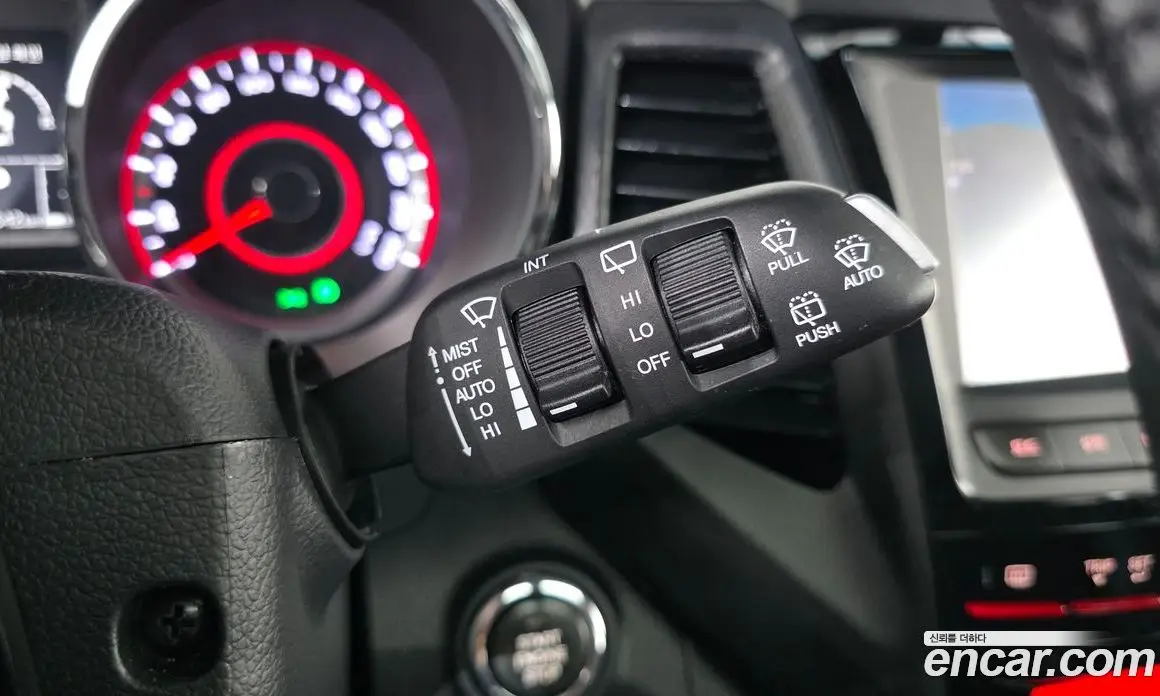 SsangYong TIBOLI 2016 1.6 автомат (гидро), фото 18