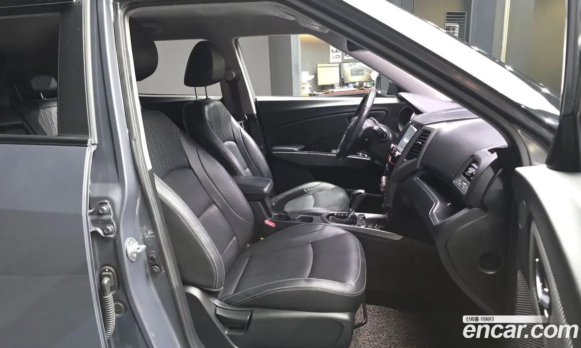 SsangYong TIBOLI 2017 1.6 автомат (гидро), фото 11