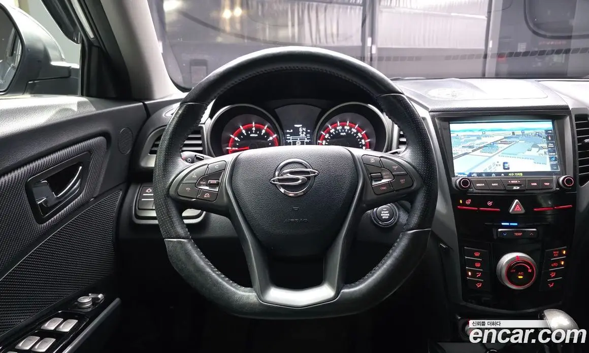 SsangYong TIBOLI 2017 1.6 автомат (гидро), фото 13