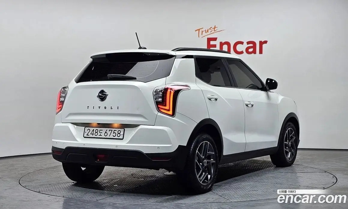 SsangYong TIBOLI 2022 1.5 автомат (гидро), фото 2 SsangYong TIBOLI 2022 1.5 автомат (гидро), фото 2