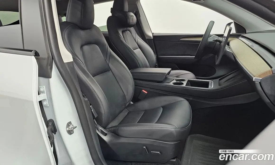 Tesla Model Y 2023 0.2 автомат (гидро), фото 16