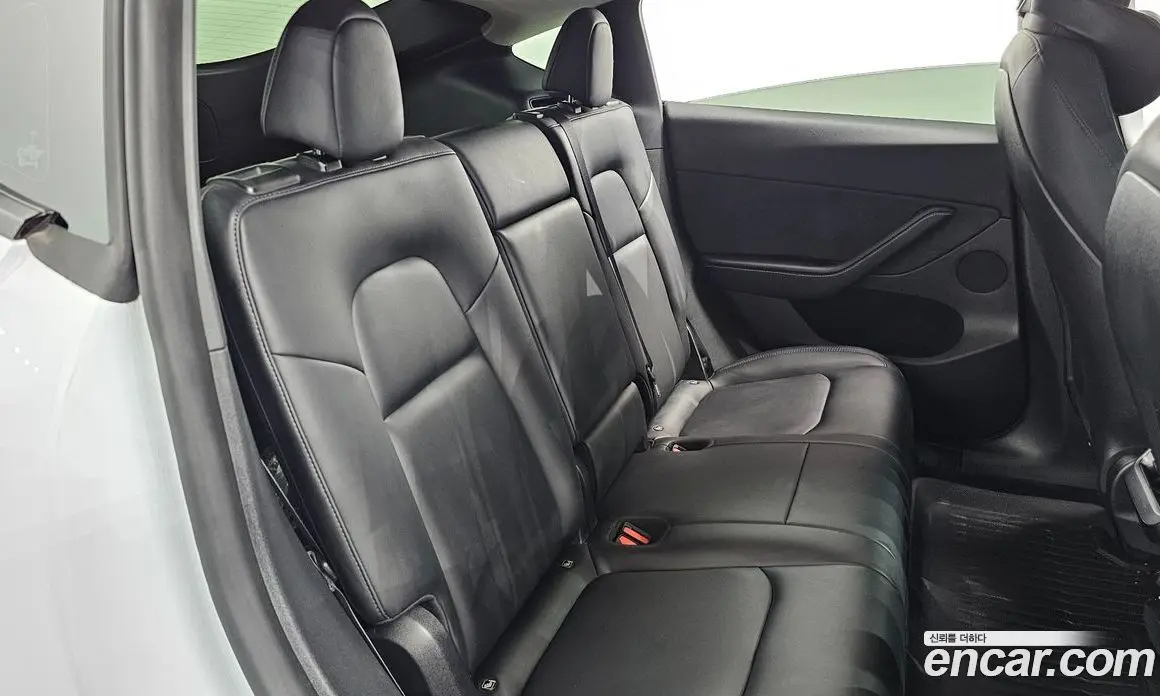 Tesla Model Y 2023 0.2 автомат (гидро), фото 17