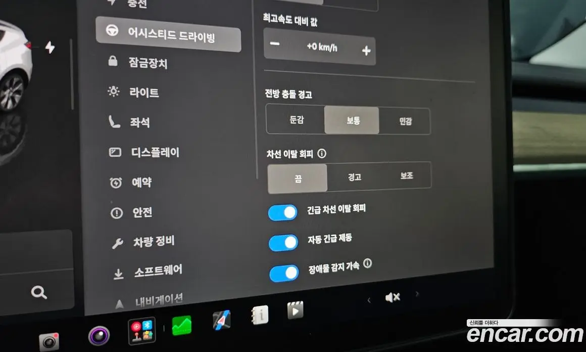 Tesla Model Y 2023 0.2 автомат (гидро), фото 26