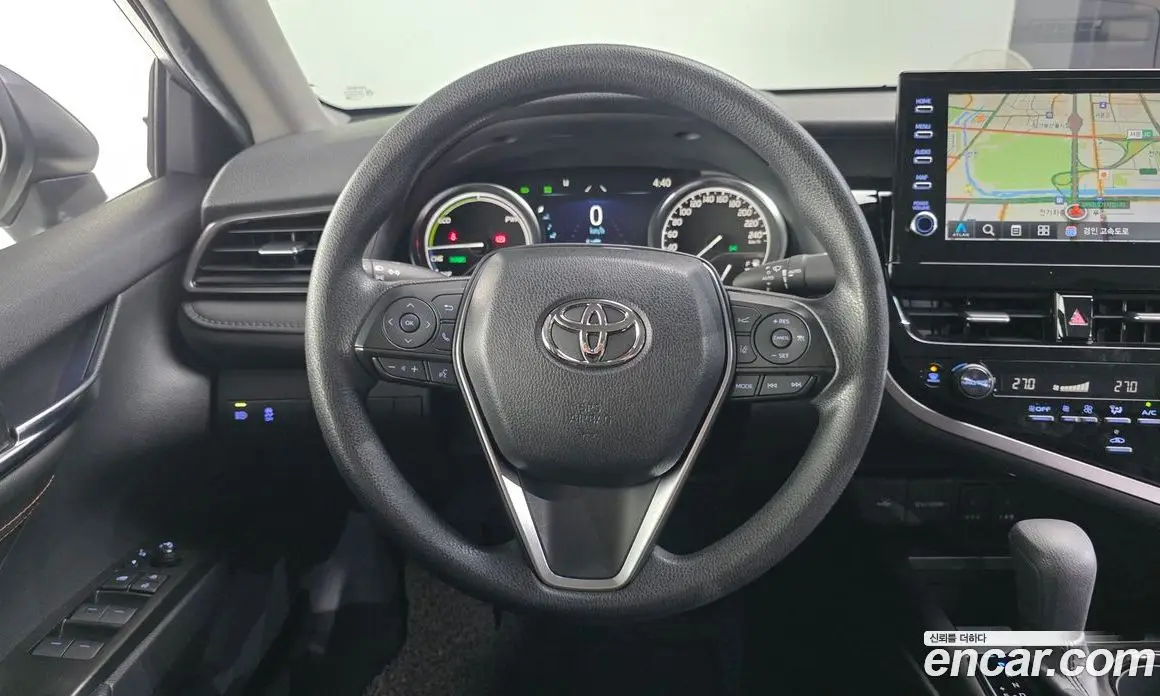 Toyota Camry 2022 2.5 автомат (гидро), фото 13