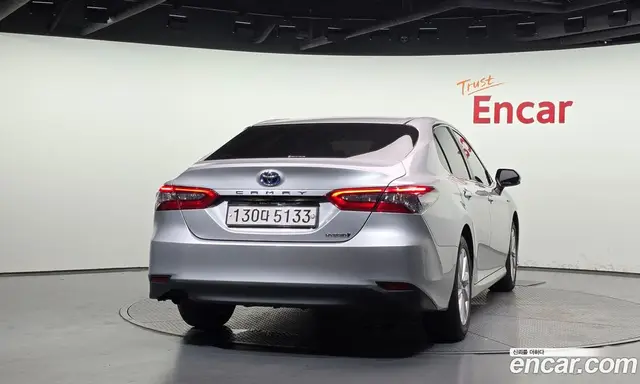 Toyota Camry 2022 2.5 автомат (гидро), миниатюра 4