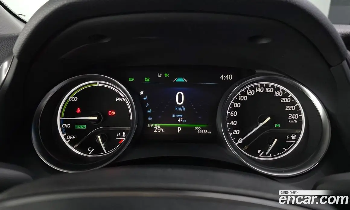 Toyota Camry 2022 2.5 автомат (гидро), фото 8