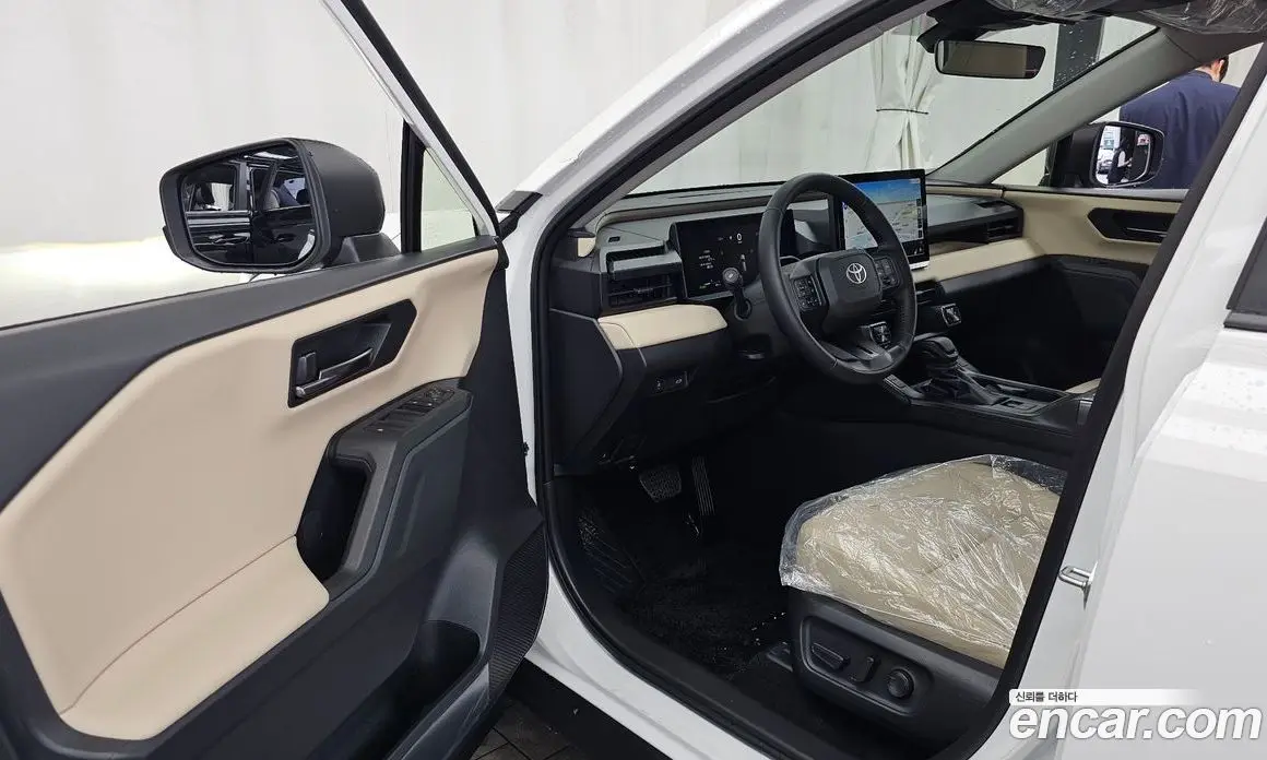 Toyota RAV4 2026 2.5 автомат (гидро), фото 13
