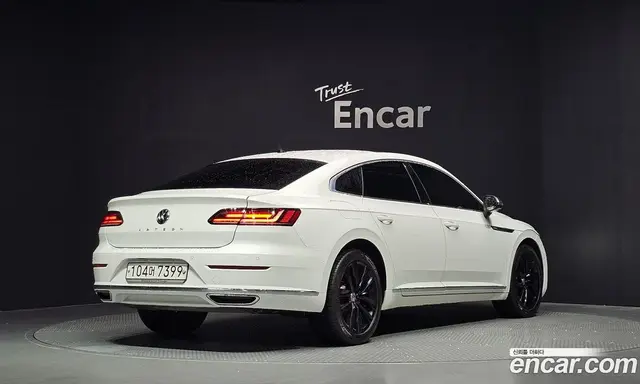 Volkswagen Arteon 2019 2.0 автомат (гидро), миниатюра 2