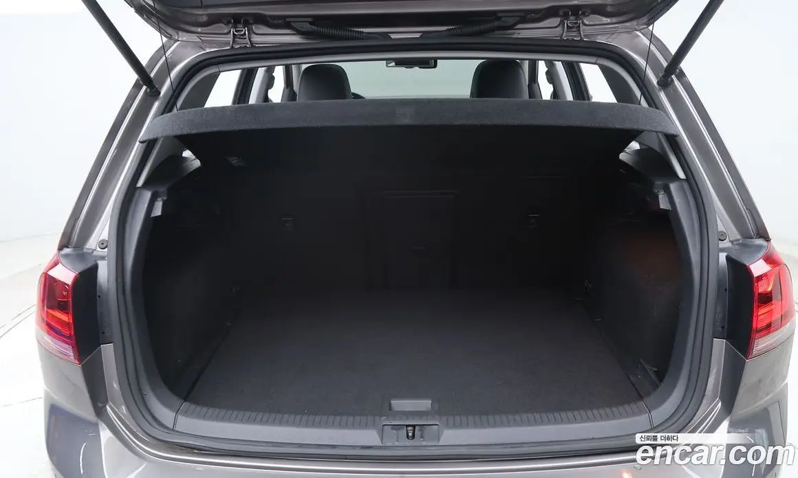 Volkswagen Golf 2016 1.4 автомат (гидро), фото 13
