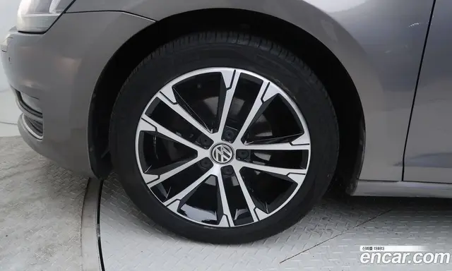 Volkswagen Golf 2016 1.4 автомат (гидро), миниатюра 5