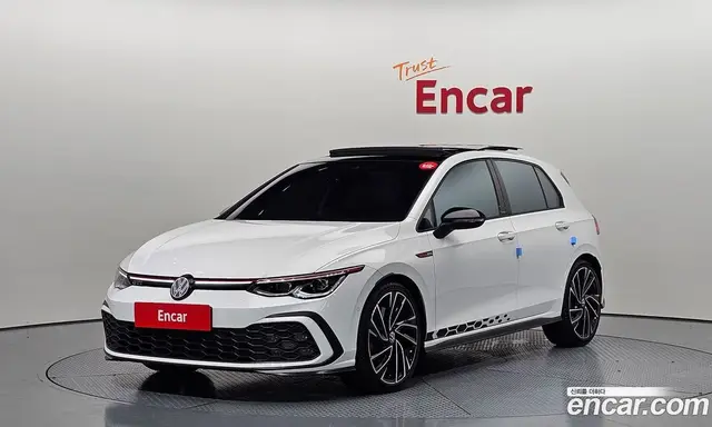 Volkswagen Golf 2023 2.0 автомат (гидро), миниатюра 1