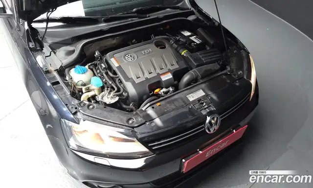 Volkswagen Jetta 2012 2.0 автомат (гидро), миниатюра 6