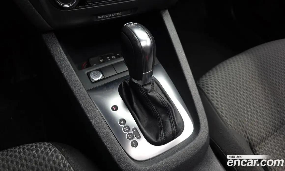 Volkswagen Jetta 2012 2.0 автомат (гидро), фото 9