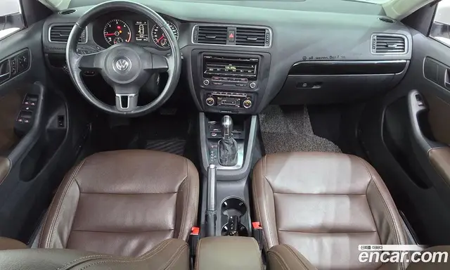 Volkswagen Jetta 2012 2.0 автомат (гидро), миниатюра 7