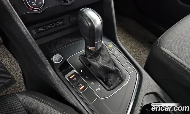 Volkswagen Tiguan 2018 2.0 автомат (гидро), миниатюра 12