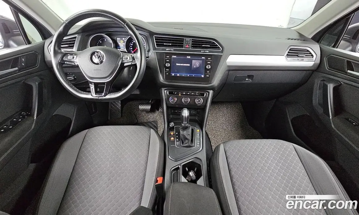 Volkswagen Tiguan 2018 2.0 автомат (гидро), фото 10