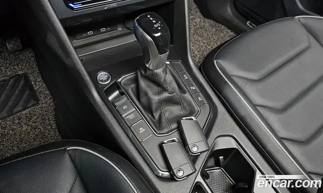 Volkswagen Tiguan 2021 2.0 автомат (гидро), миниатюра 12