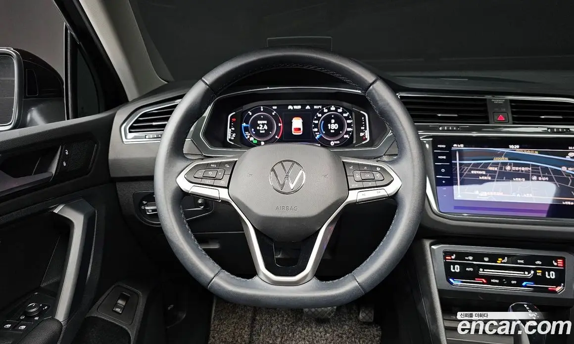 Volkswagen Tiguan 2021 2.0 автомат (гидро), фото 18