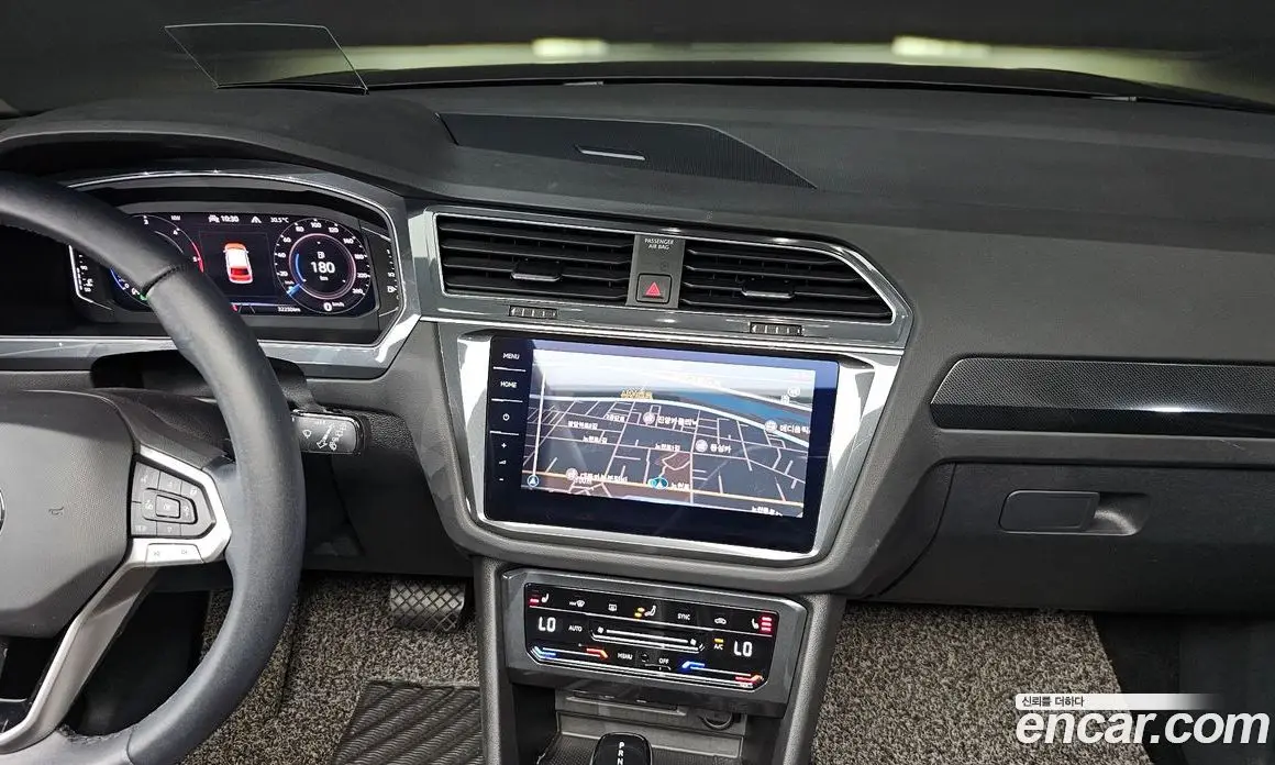 Volkswagen Tiguan 2021 2.0 автомат (гидро), фото 24