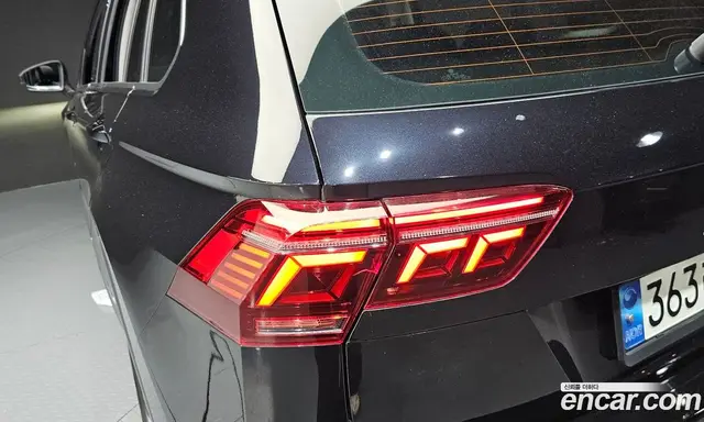Volkswagen Tiguan 2021 2.0 автомат (гидро), миниатюра 9