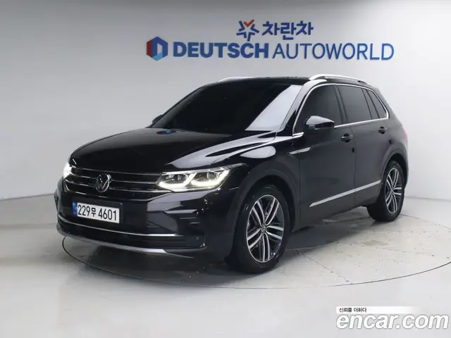 Volkswagen Tiguan 2022 2.0 автомат (гидро), миниатюра 1