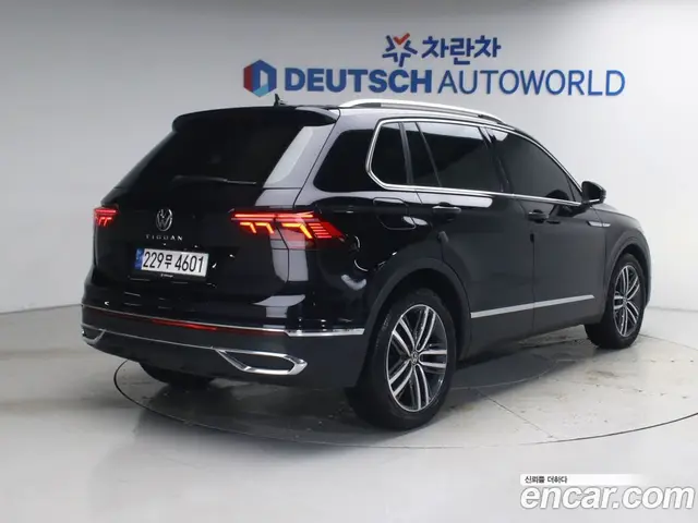 Volkswagen Tiguan 2022 2.0 автомат (гидро), миниатюра 2
