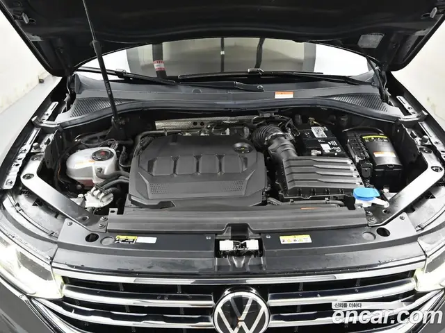 Volkswagen Tiguan 2022 2.0 автомат (гидро), миниатюра 6
