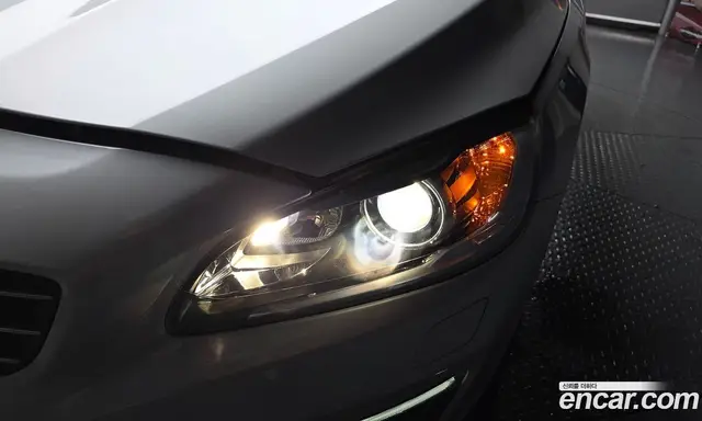 Volvo S60 2016 2.0 автомат (гидро), миниатюра 7