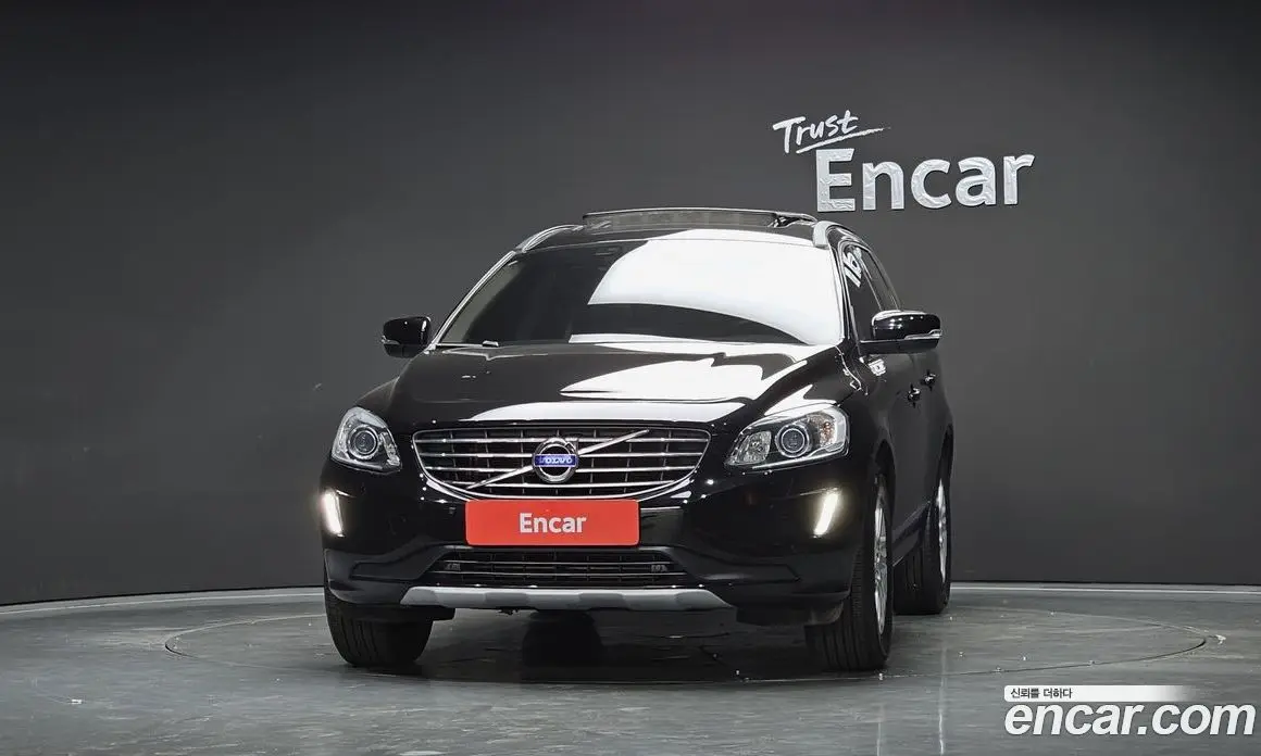 Volvo XC60 2017 2.0 автомат (гидро), фото 3