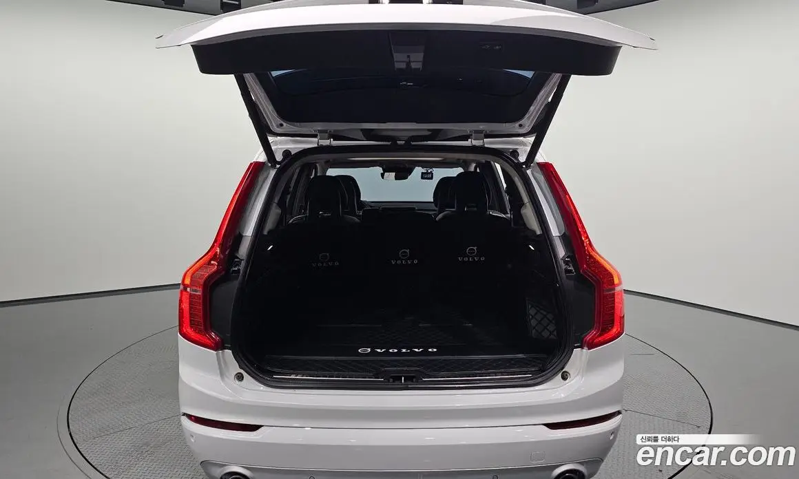 Volvo XC90 2016 2.0 автомат (гидро), фото 25