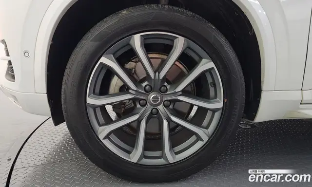 Volvo XC90 2016 2.0 автомат (гидро), миниатюра 4
