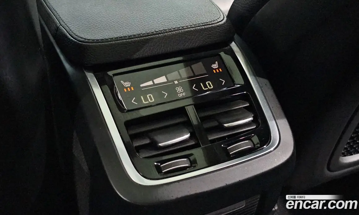 Volvo XC90 2016 2.0 автомат (гидро), фото 33