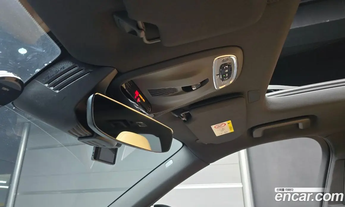 Volvo XC90 2019 2.0 автомат (гидро), фото 17