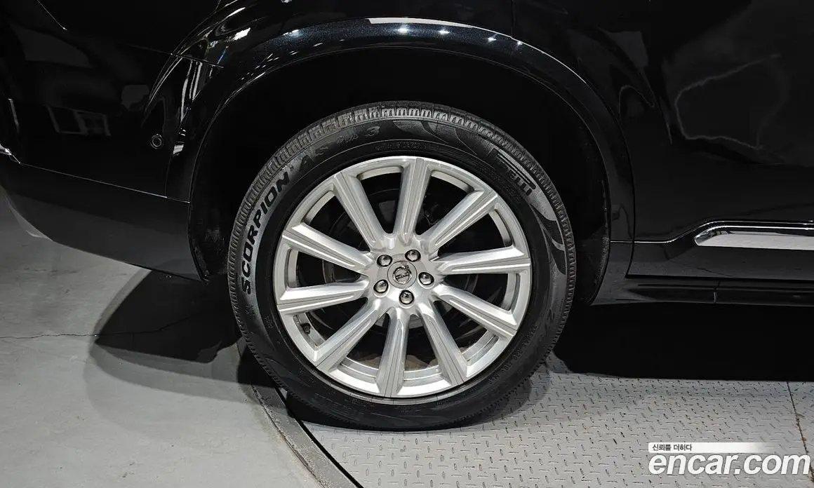 Volvo XC90 2019 2.0 автомат (гидро), фото 5