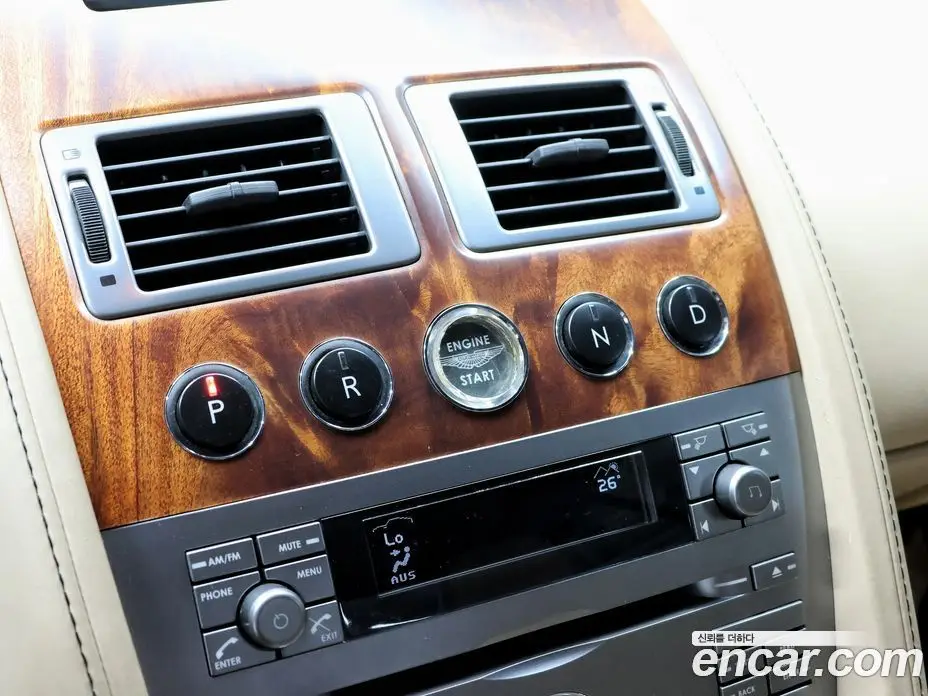 Aston Martin DB9 2006 5.9 автомат (гидро), фото 15