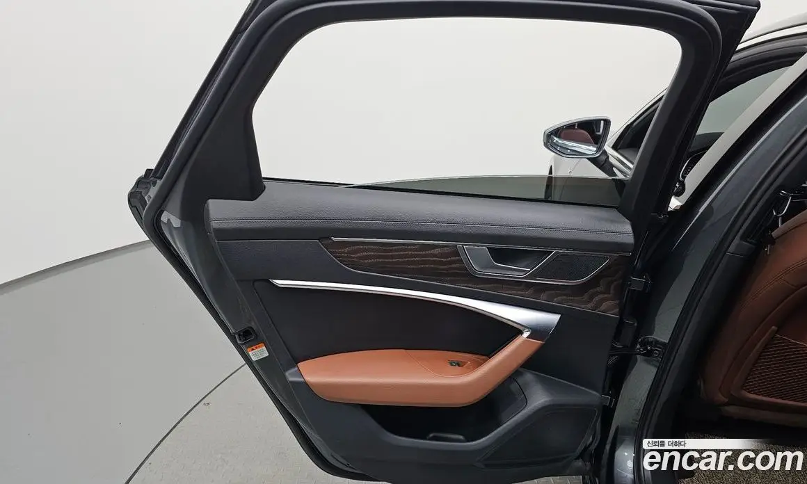 Audi A6 2021 2.0 автомат (гидро), фото 14