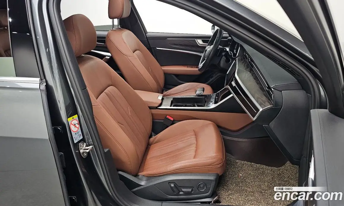 Audi A6 2021 2.0 автомат (гидро), фото 15