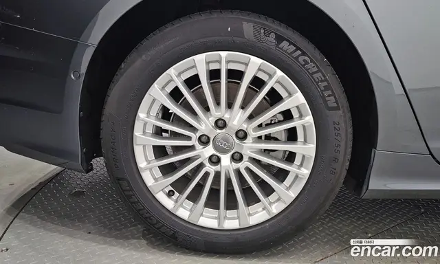 Audi A6 2021 2.0 автомат (гидро), миниатюра 6