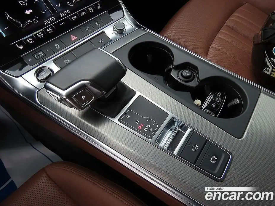 Audi A6 2021 2.0 автомат (гидро), фото 16