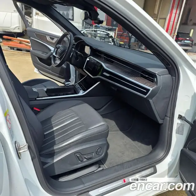 Audi A6 2022 2.0 автомат (гидро), миниатюра 12