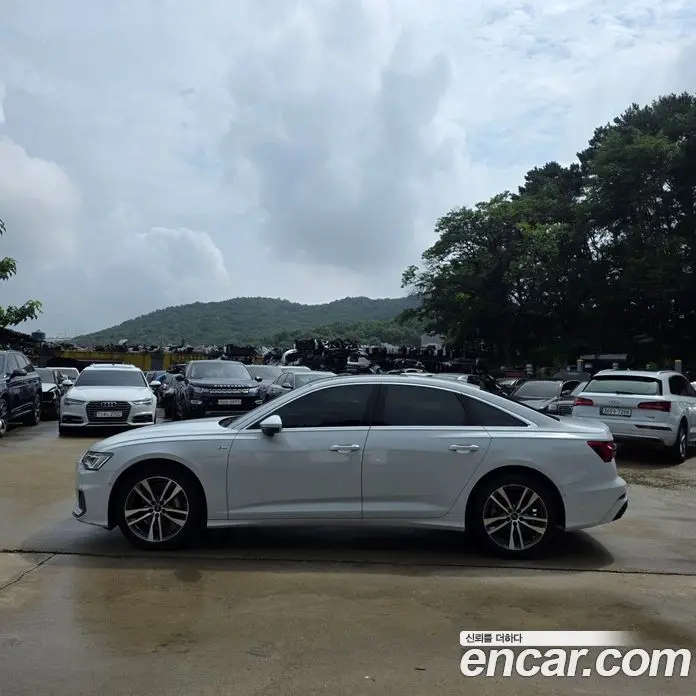 Audi A6 2022 2.0 автомат (гидро), фото 3