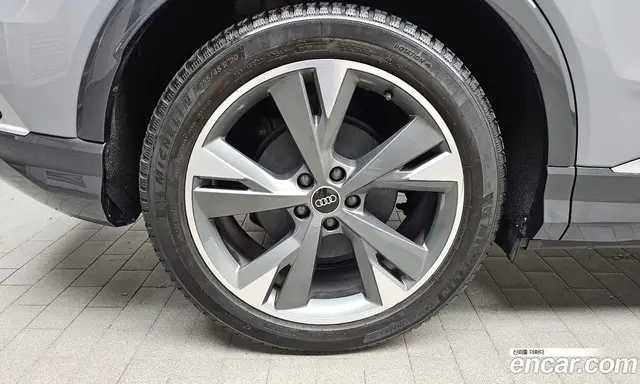 Audi Q4 e-tron 2022 0.2 автомат (гидро), миниатюра 5