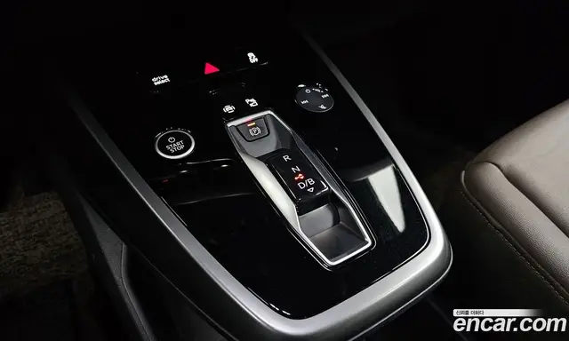 Audi Q4 e-tron 2022 0.2 автомат (гидро), миниатюра 9