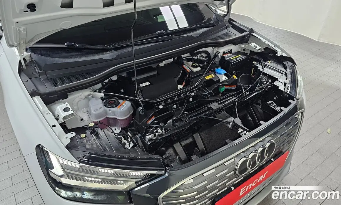 Audi Q4 e-tron 2023 0.2 автомат (гидро), фото 5