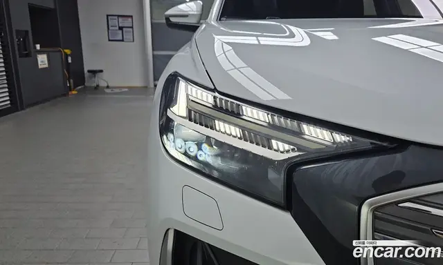 Audi Q4 e-tron 2023 0.2 автомат (гидро), миниатюра 7